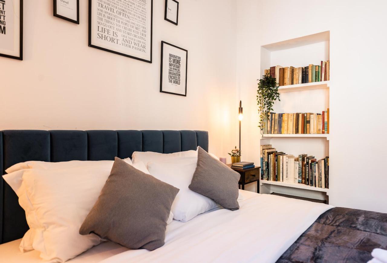Appartamento Via Del Corso Рим Экстерьер фото